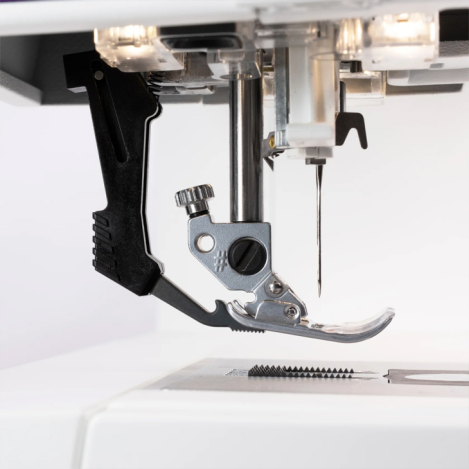 PFAFF EXPRESSION LINE 710 SPECIAL EDITION PFAFF EXPRESSION LINE 710 SPECIAL EDITION фото №6