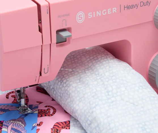 SINGER HEAVY DUTY 4411 PINK SINGER HEAVY DUTY 4411 фото №3