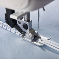 PFAFF ЛАПКА ДЛЯ ПРИШИВАННЯ ПРЯЖІ З ТРЬОМА ОТВОРАМИ  820920096 фото №3