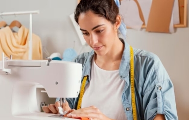 Як шити правильно: поради новачку для ручного шиття та роботи на швейній машинці